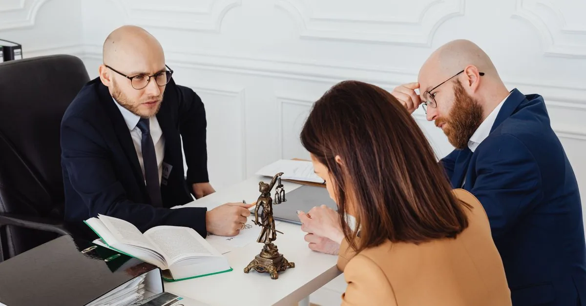 Reunión de un servicio profesional con un cliente