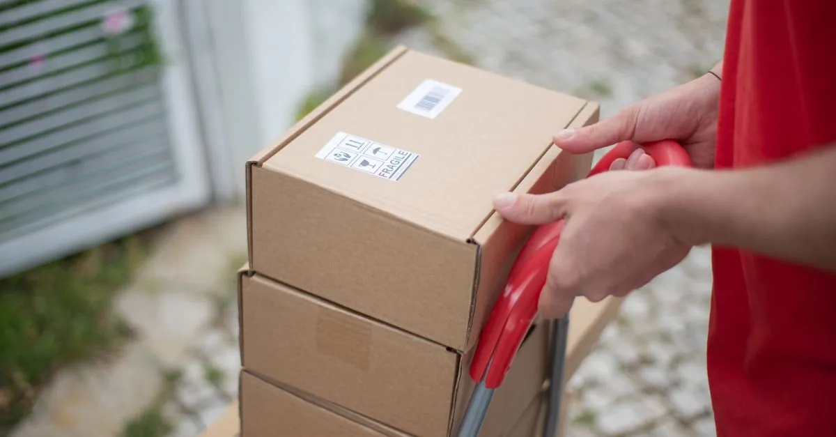 Cajas de cartón listas para envío